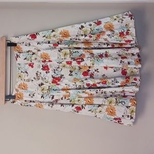 Cabi A-Line Pleated Floral Midi Skirt Size 6